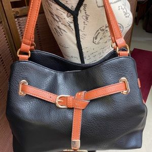 *Never Used* Beautiful Jones New York shoulder bag